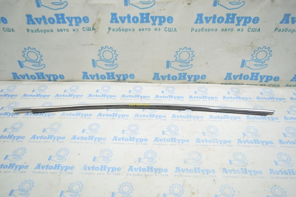 Молдинг дверь-стекло центральный зад прав Toyota Camry v50 12-14 usa\euro