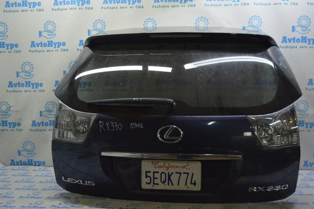 Молдинг двери багажника Lexus RX300 RX330 RX350 RX400h 04-09 хром