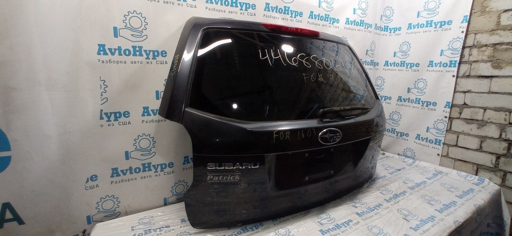 Молдинг двери багажника Subaru Forester 14-18 SJ