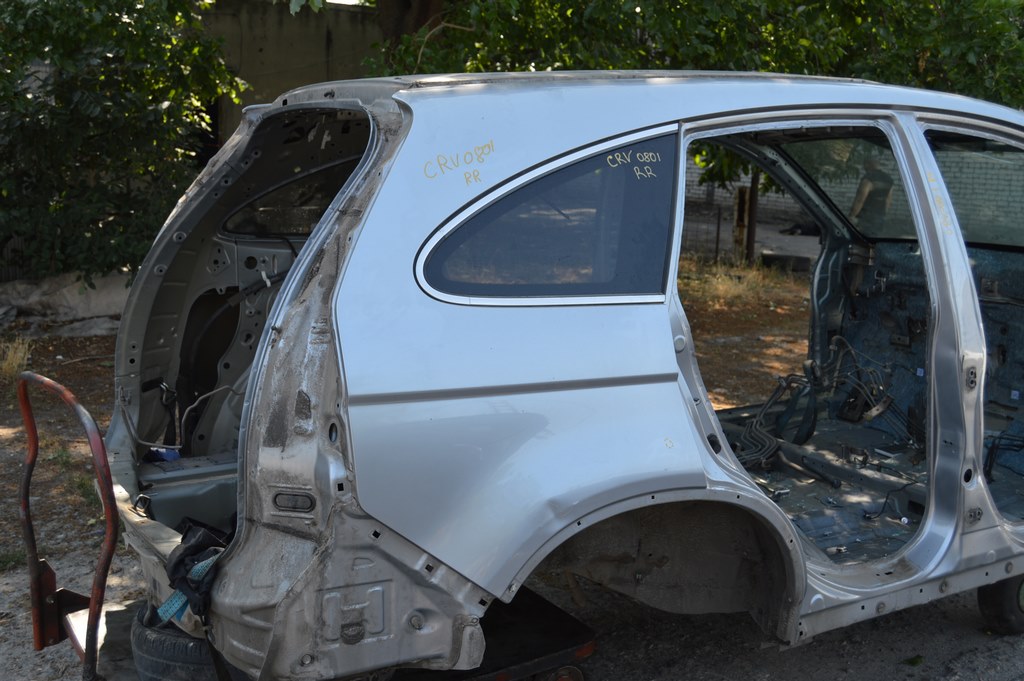 Молдинг форточки зад прав Honda CRV 07-11