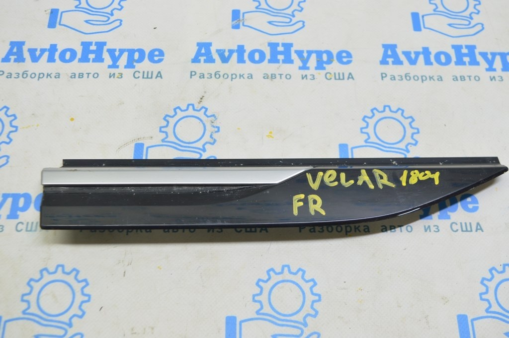 Молдинг крыла правый Range Rover Velar L560 17- J8A2280B11BE