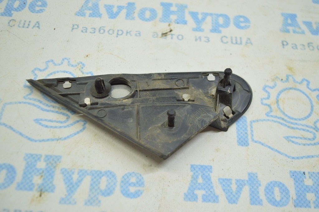 Молдинг крыла треугольник лев Subaru Outback 15-19 — фото 2
