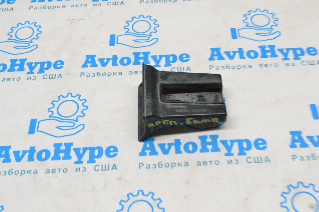 Кронштейн решетки радиатора центральный grill Toyota C-HR 18-22 — фото 2