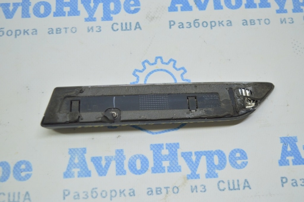 Молдинг, шильдик переднего левого крыла Inscription Volvo S90 16- — фото 2
