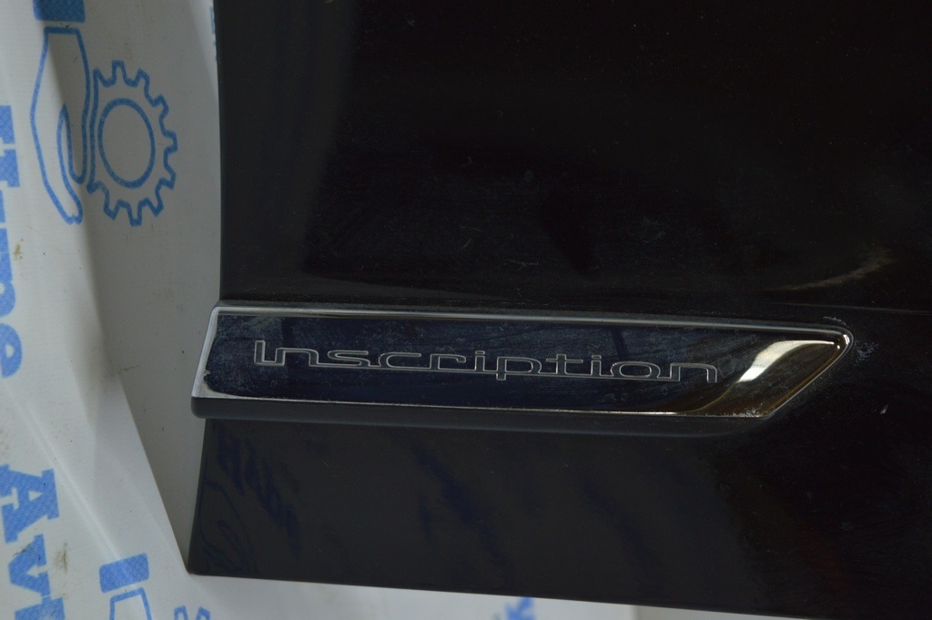 Молдинг, шильдик переднего правого крыла Inscription Volvo S90 16-
