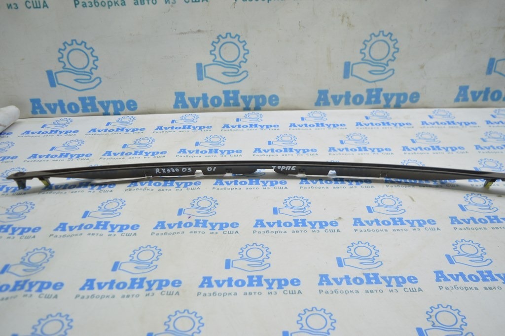 Молдинг торпеды под лобовым стеклом Lexus RX300 RX330 RX350 RX400H 04-09 беж