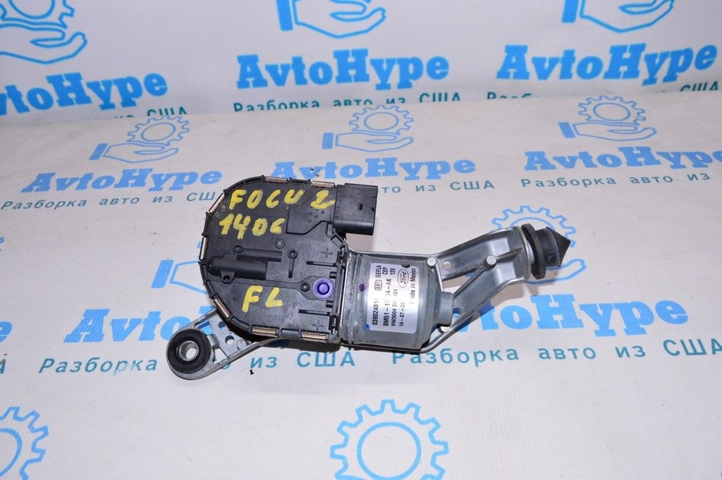 Мотор дворников очистителя лев Ford Focus mk3 11-18 деф.отбито 1 ушко