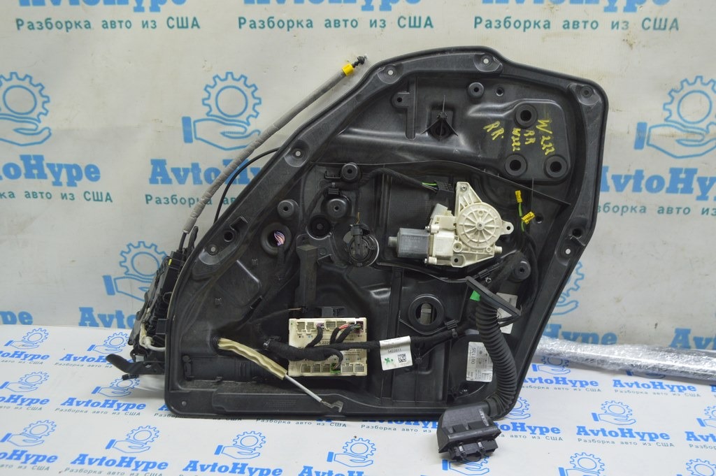 Мотор стеклоподъемника зад прав Mercedes W222 14-22 (01) реализ Максим