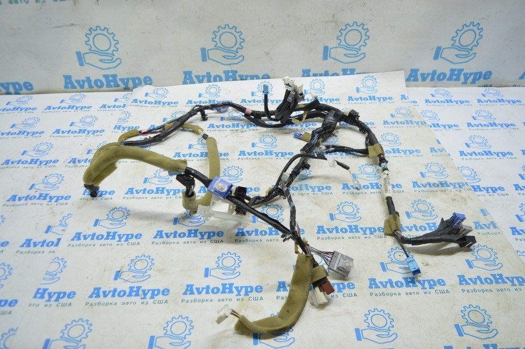 Мультимедийная подторпедная проводка Lexus RX350 RX450h 10-15 Mark Levinson (01)