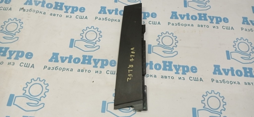 Накладка двери боковая зад лев Chevrolet Volt 16-