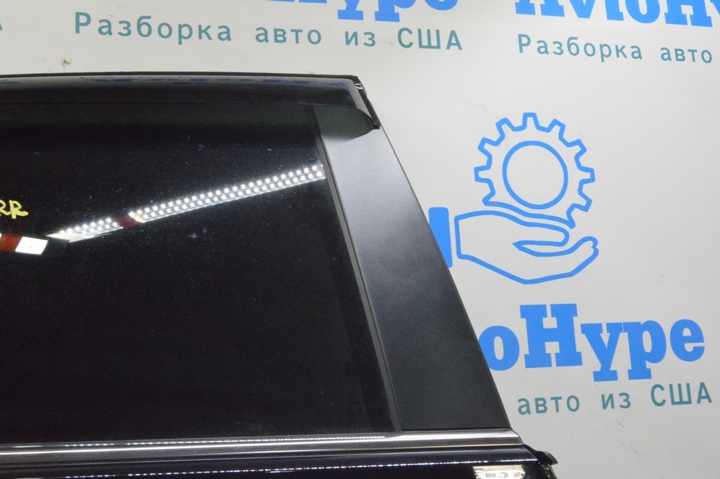 Накладка двери боковая задняя правая передняя VW Jetta 19-26
