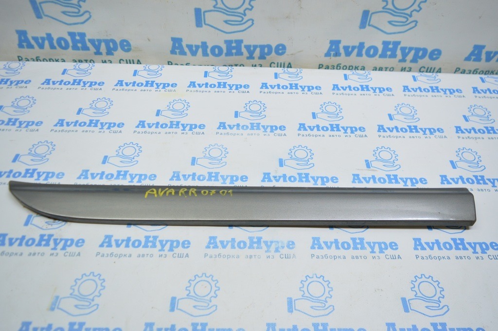 Накладка двери нижняя зад прав Toyota Avalon 05-12