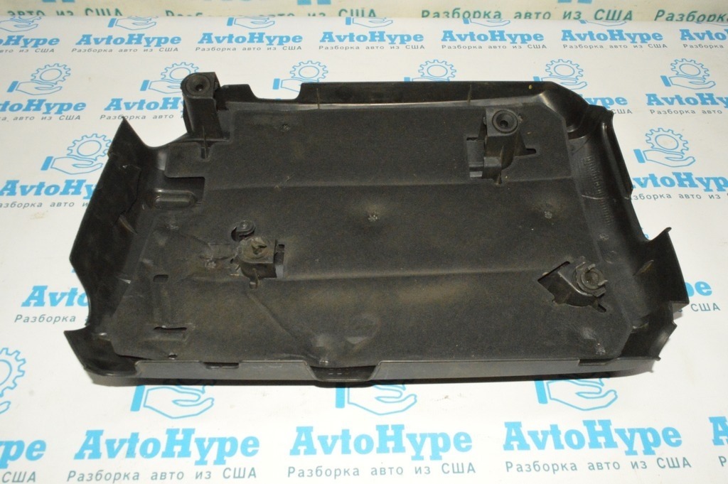 Накладка двигателя VW Passat b7 USA 1.8T (01) деф. — фото 3