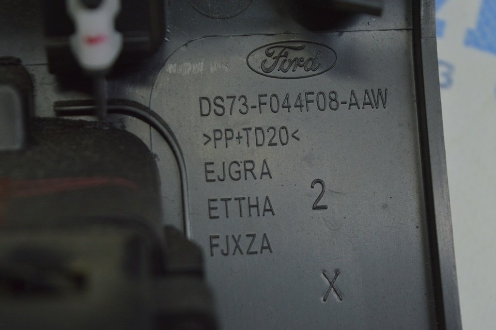 Накладка колени водителя Ford Fusion mk5 13- черная — фото 4