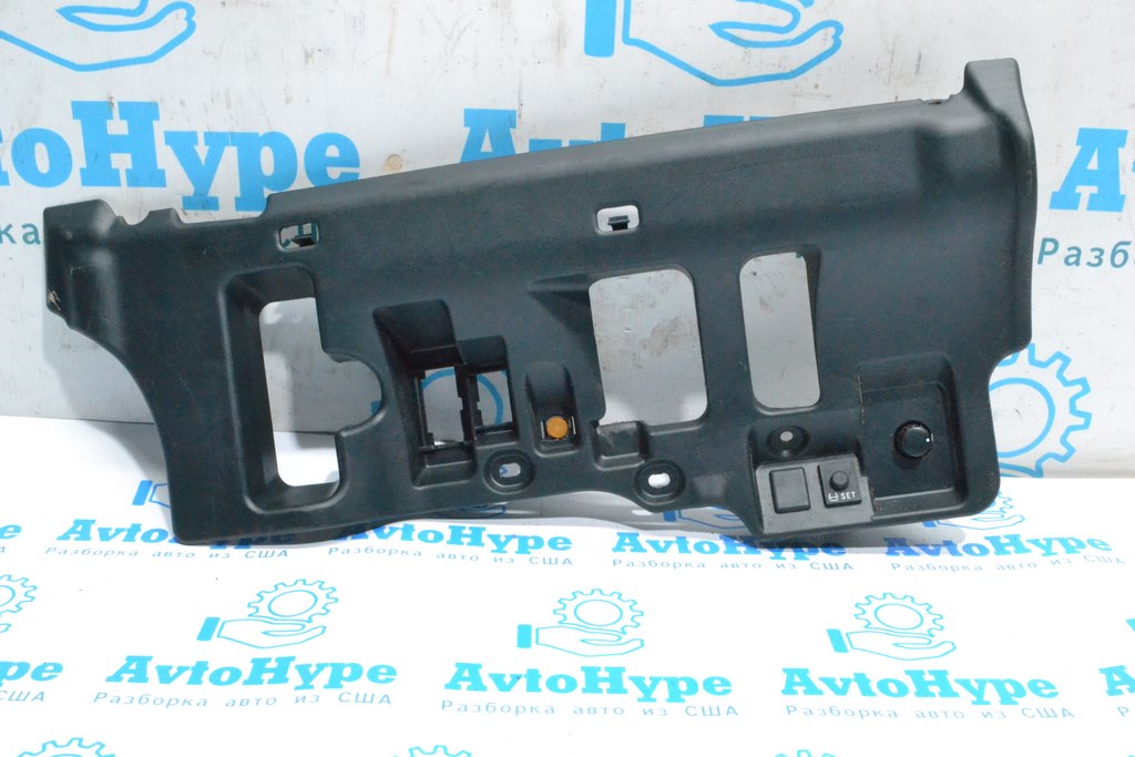 Накладка колени водителя Lexus LS460 LS600h 07-12 (02)
