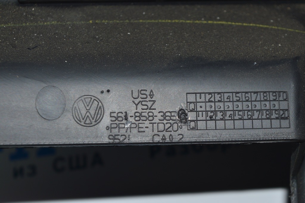 Накладка колени водителя VW Passat b7 USA черн — фото 4