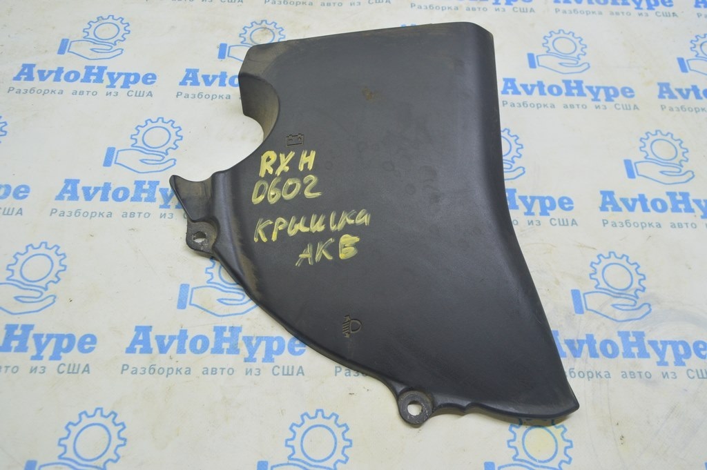 Накладка моторного отсека передняя правая акб Lexus RX400h 06-09