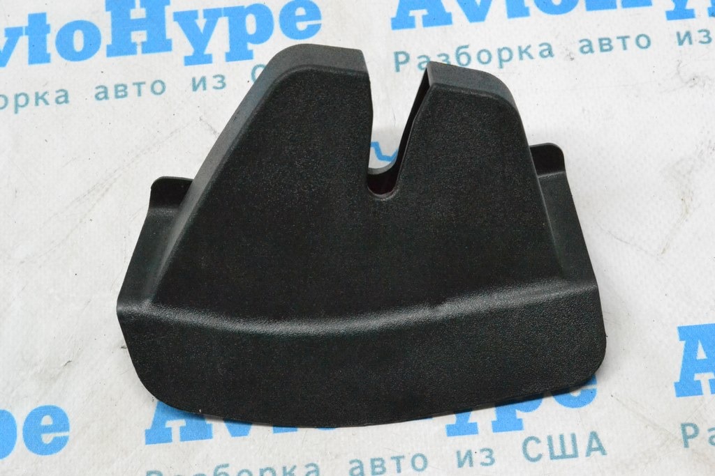 Накладка нижнего замка двери багажника лев Land Rover Range Rover L405 13-17 — фото 2
