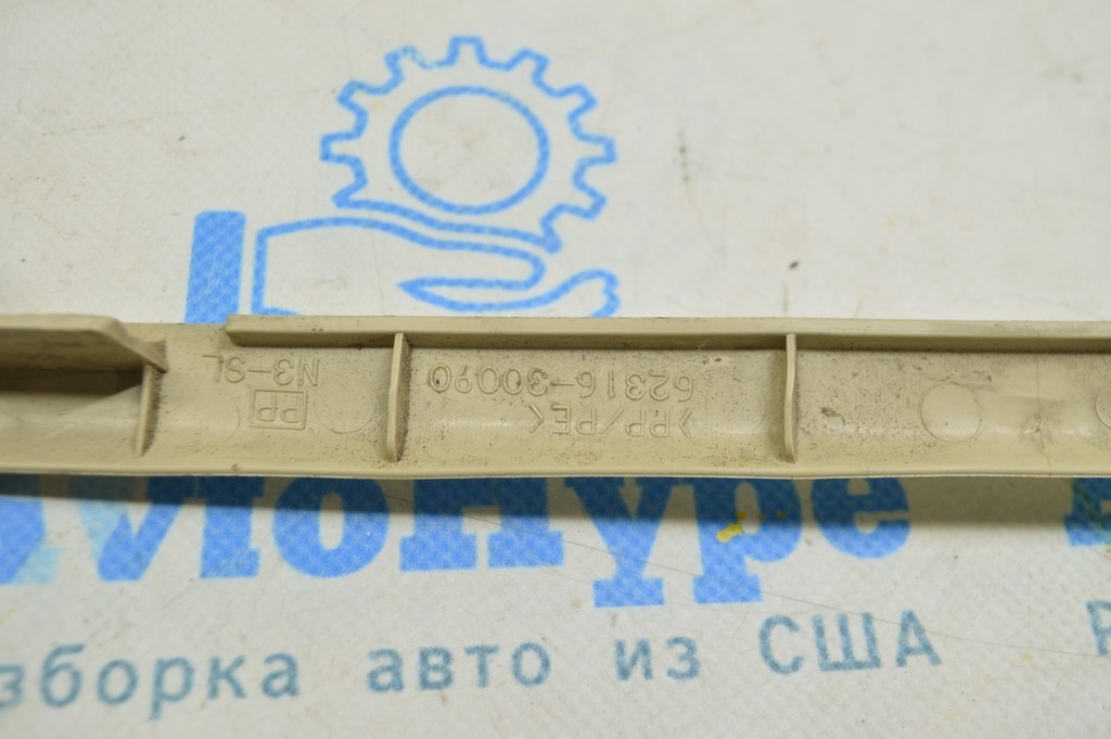 Накладка передней стойки центр левая Lexus GS300 GS350 GS430 GS450h 06-09 бежевая — фото 3