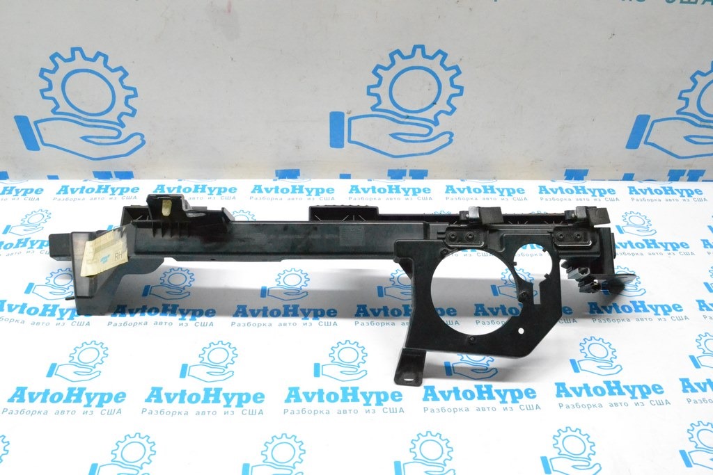 Накладка под динамик багажника зад прав Land Rover Range Rover L405 13-17