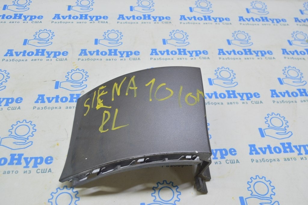 Накладка под фонарь левая Toyota Sienna 11-20 (01) Реал М