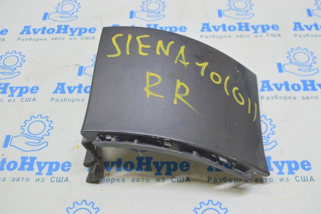 Накладка под фонарь правая Toyota Sienna 11-20 (01) Реал М