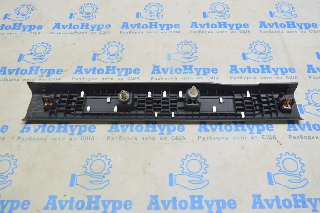 Накладка порога перед прав Ford Fusion mk5 13- черн (06) хром — фото 2