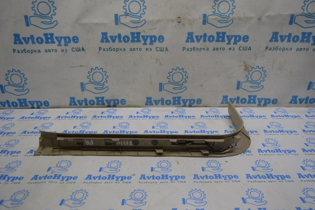 Накладка порога с подсветкой передняя правая Lexus RX300 RX330 RX350 RX400h 04-09 беж идеал — фото 2