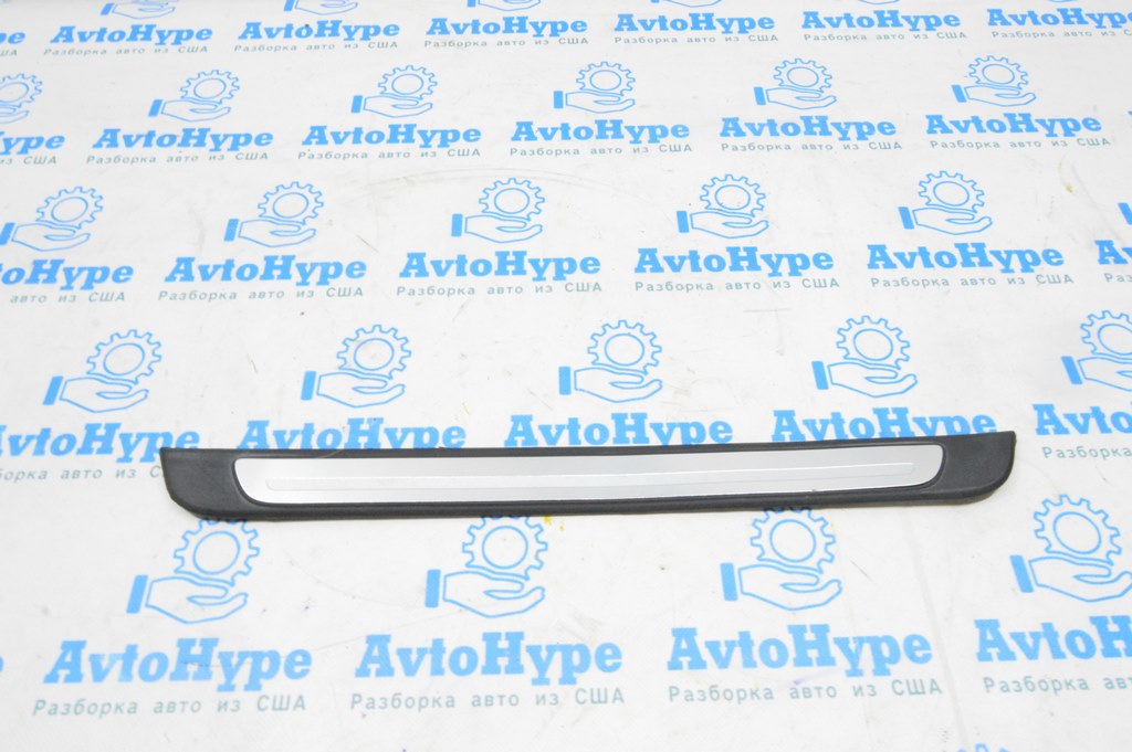 Накладка порога внешняя передняя правая Audi A3 8V 15-18 4d, 5d, серая (02)