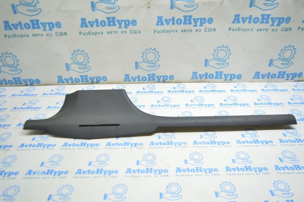 Накладка порога внутр левая Audi A3 8V 15-20 4d, 5d, черная