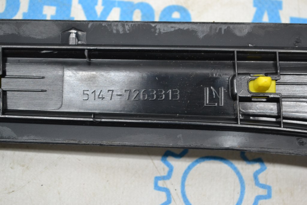 Накладка порога зад лев наружн BMW 3 F30 12-19 черн с хром (03) — фото 3