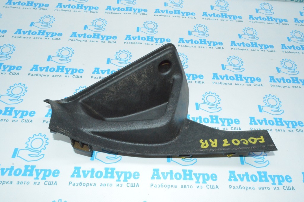 Накладка порога зад прав Ford Focus mk3 11-18 черн