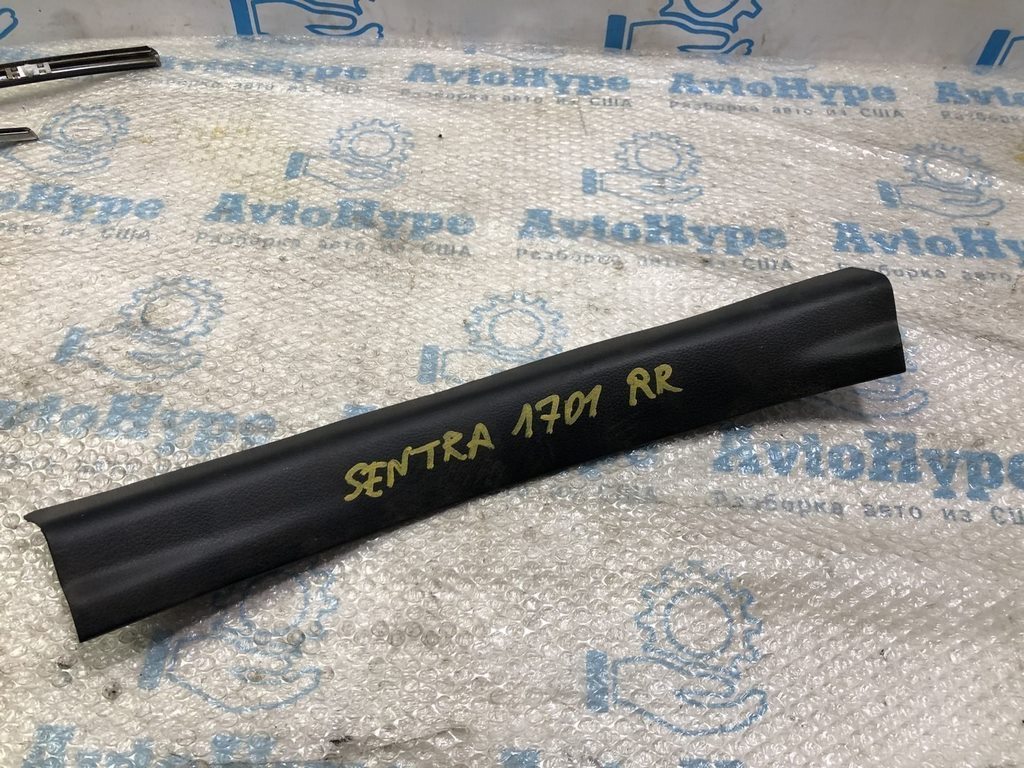 Накладка порога зад прав Nissan Sentra 13-19