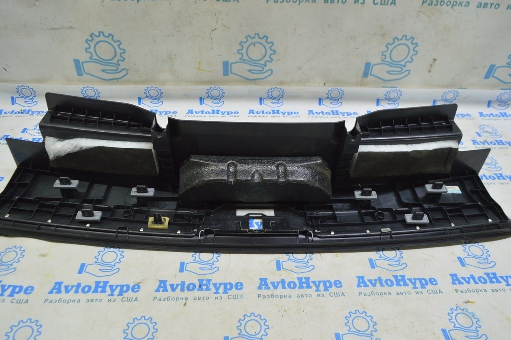 Накладка проема багажника Range Rover Velar L560 17- J8A2406A64B — фото 3