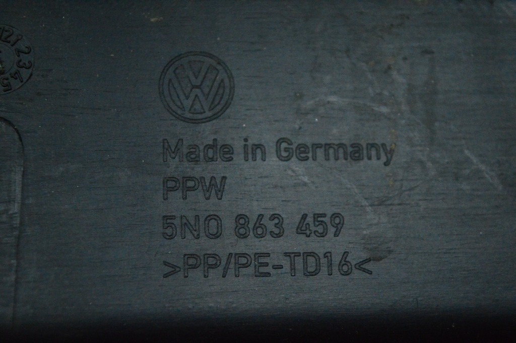 Накладка проема багажника VW Tiguan 09-17 черн — фото 3