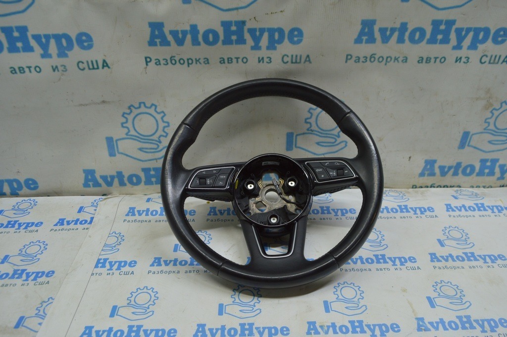 Накладка руля Audi A4 B9 17- черн глянец