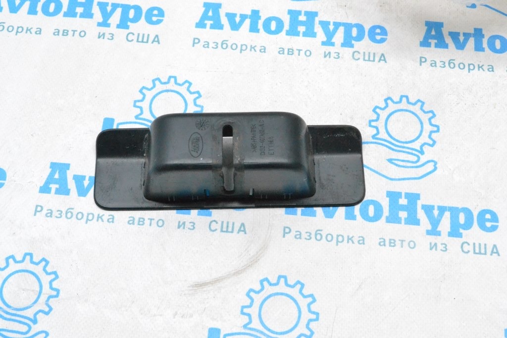 Накладка скобы замка багажника Land Rover Range Rover L405 13-17 электро (01)