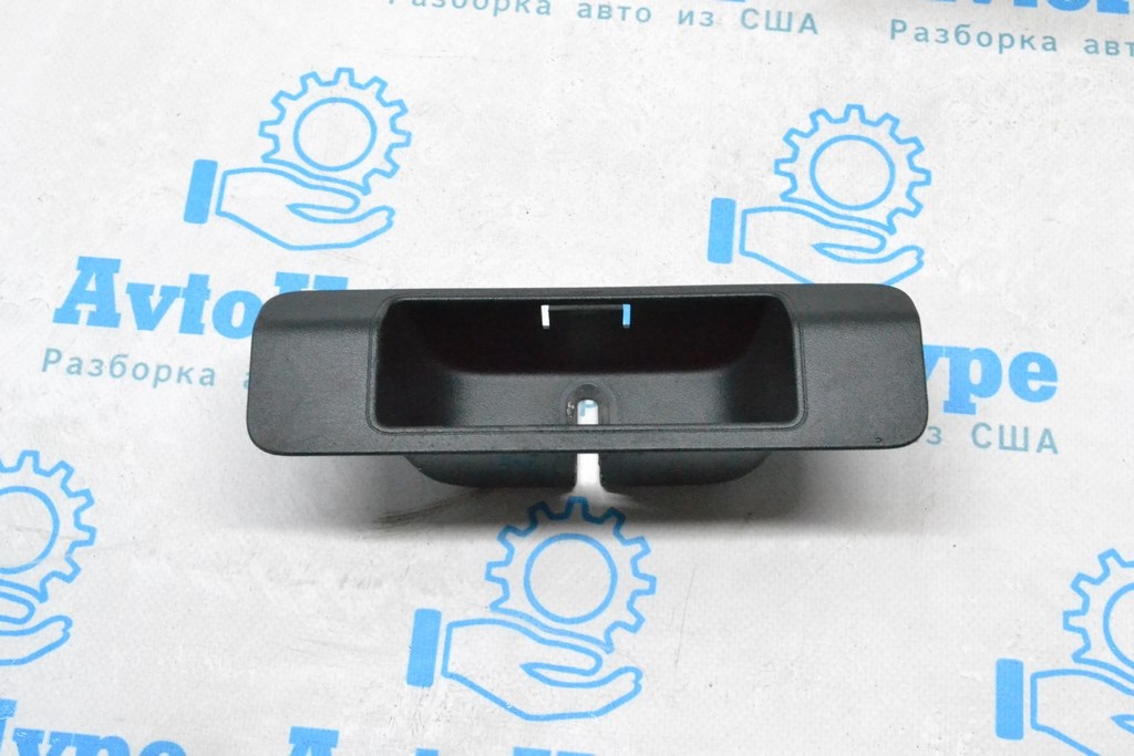 Накладка скобы замка багажника Land Rover Range Rover L405 13-17 электро (01) — фото 2