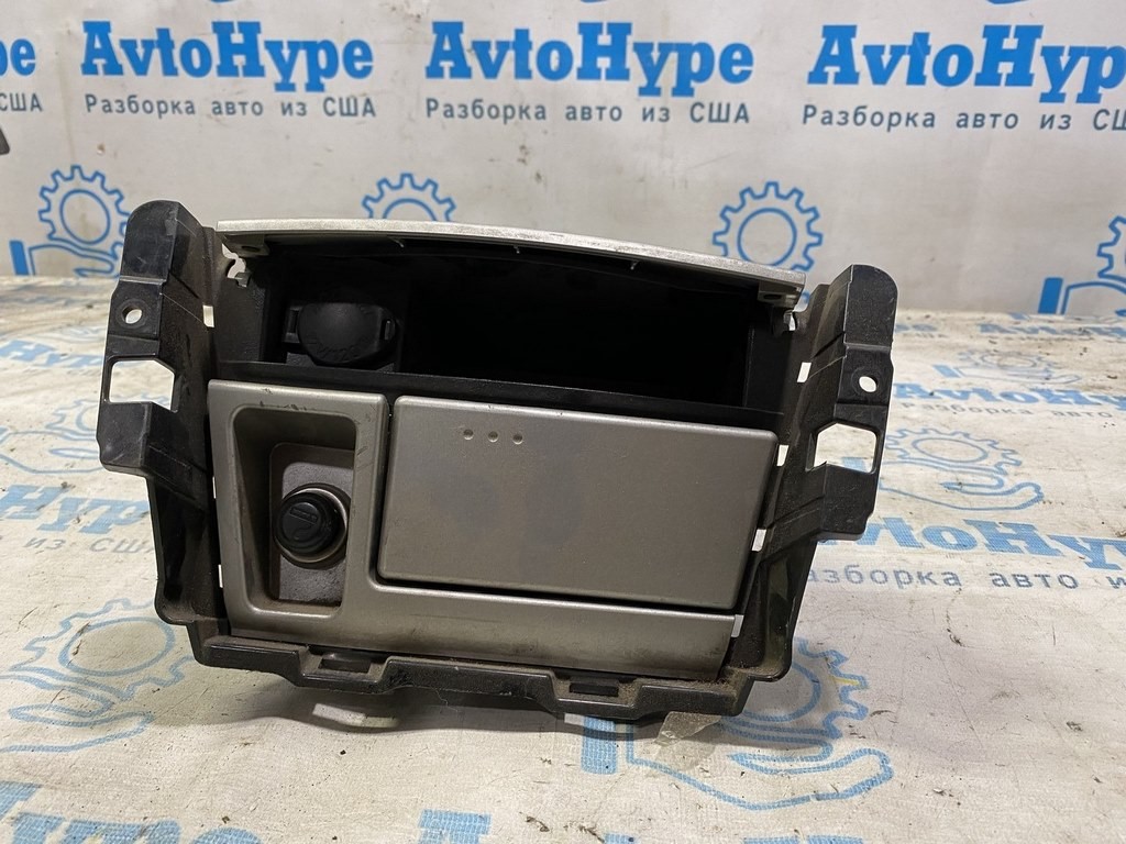 Накладка торпедо в сборе с пепельницей Toyota Camry v40 сер. Реализ.Вадим