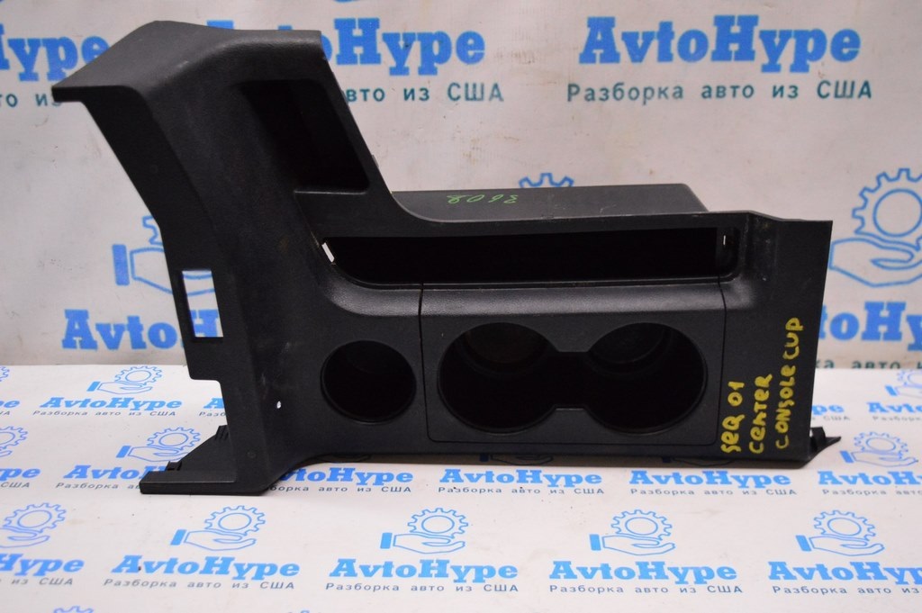 Накладка центральной консоли передняя Toyota Sequoia 2008-2022