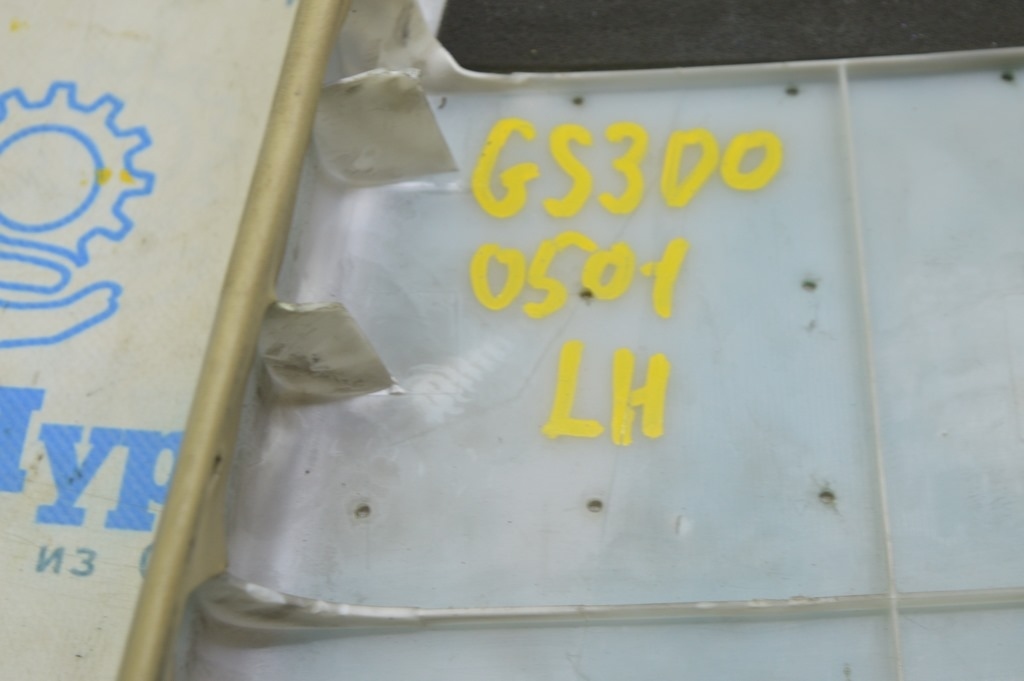 Накладка центральной стойки нижняя левая Lexus GS300 GS350 GS430 GS450h 06-07 кожа бежевая — фото 3