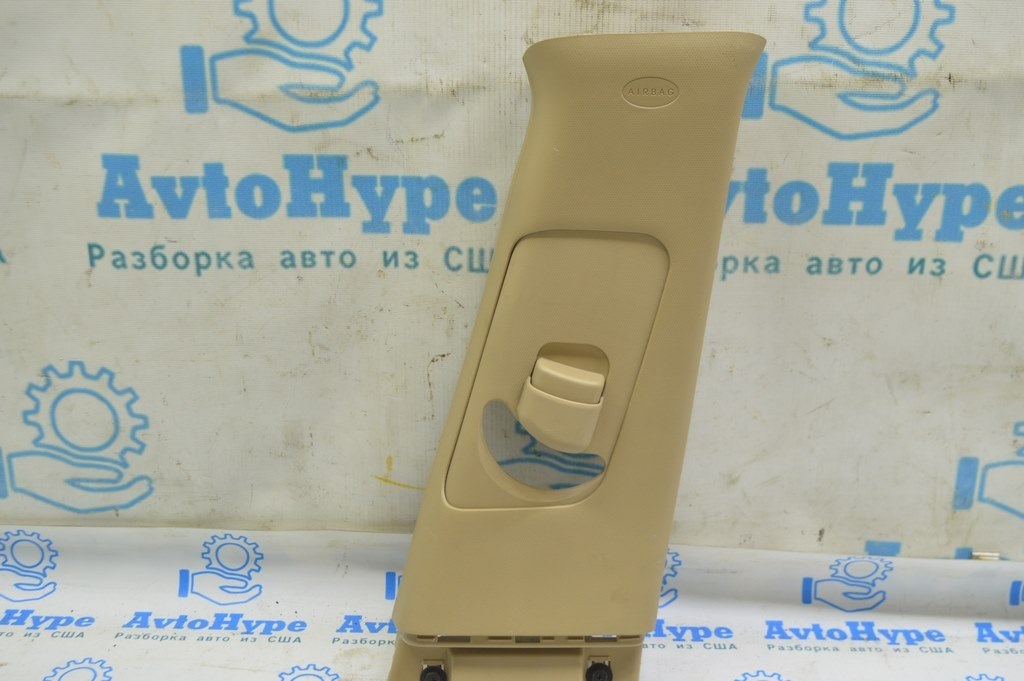 Накладка центральной стойки верхняя ремень правая Hyundai Sonata 11-15 беж
