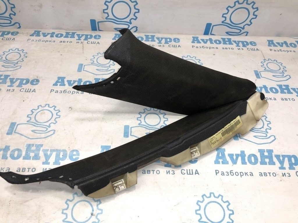 Накладка задней форточки правая  Audi A4 кузов B8 08-16 черная седан