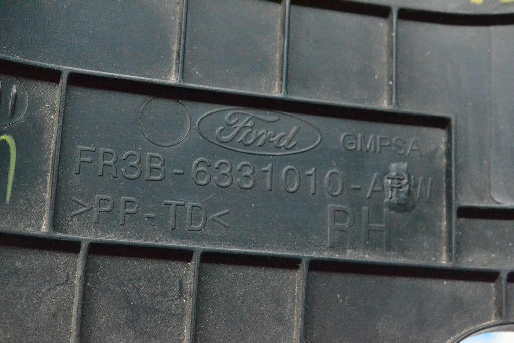 Накладка задней стойки задняя правая Ford Mustang mk6 15- купе — фото 3