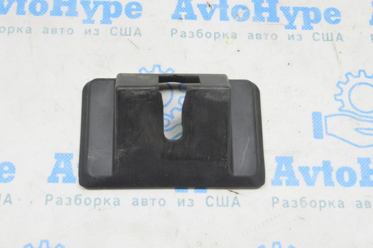 Накладка замка двери багажника Lexus RX350 RX450h 10-15 (03) потерт