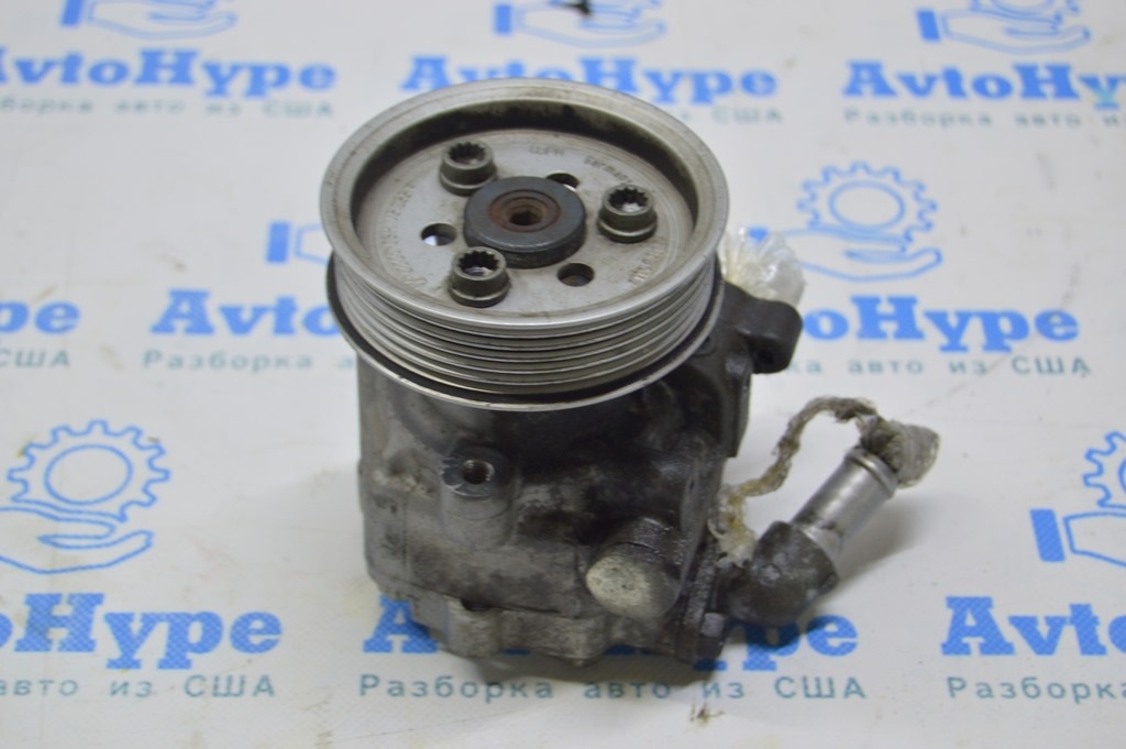 Насос ГУР VW Multivan T5 09-15 (01)