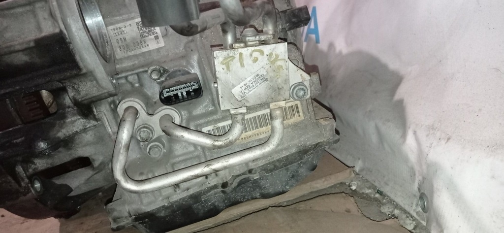 Насос масляный VW Tiguan 09-17 2.0 TSi
