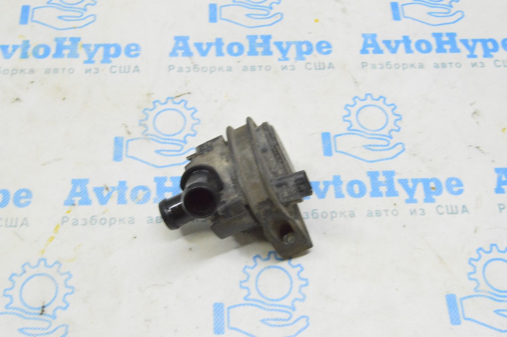 Насос охлаждения Skoda Octavia III A7 13-20