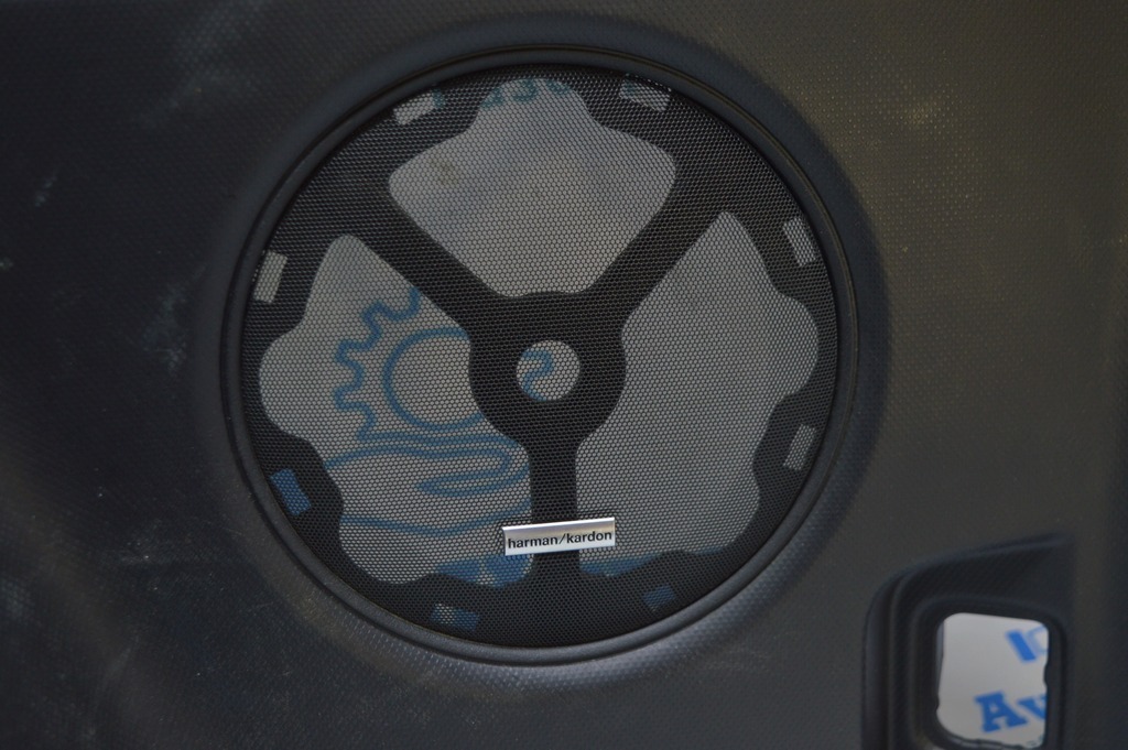 Обшивка арки правая Subaru Forester 19- SK harman kardon и электро кнопка — фото 2