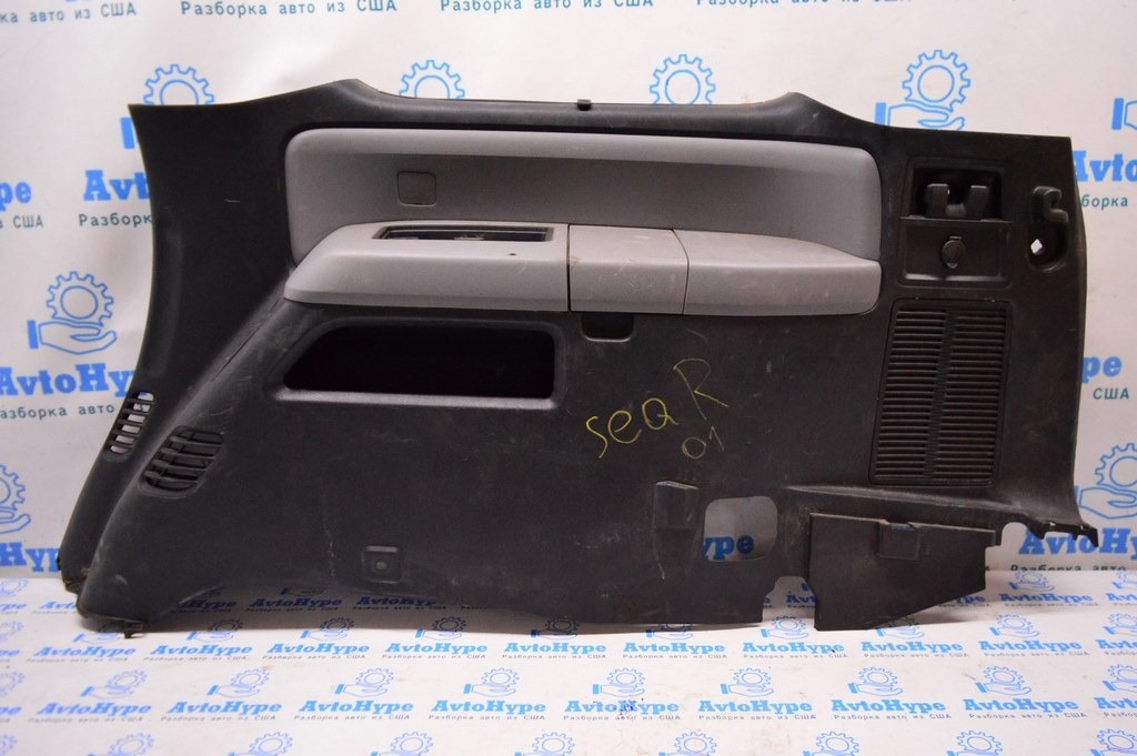 Обшивка арки правая Toyota Sequoia 2008-2022 (01) серая,царапины